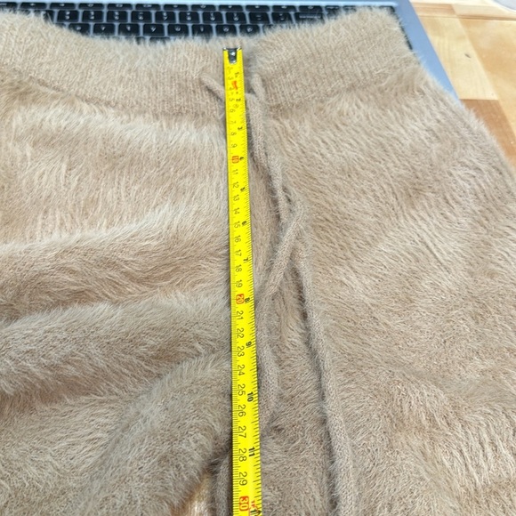 HIDDEN BRAND FUZZY SHORTS SMALL NWT - Picture 5 of 6